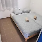 A Goeroeg Kis Haz Lejlighed