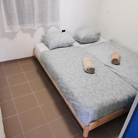 A Goeroeg Kis Haz Apartment