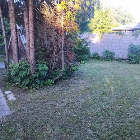 A Goeroeg Kis Haz * ヴァレンツァ